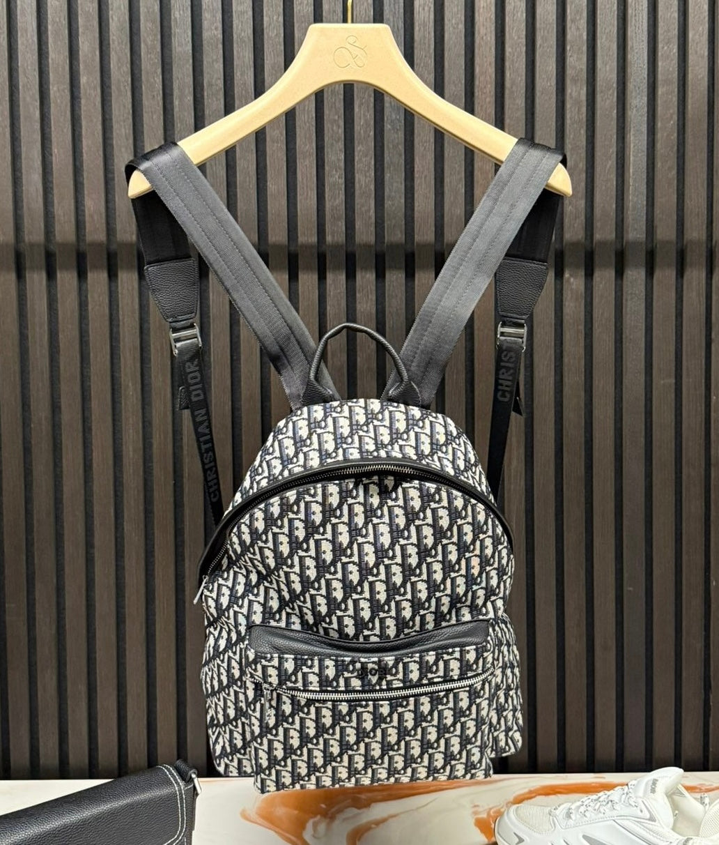 Beige Dior Oblique-jacquard Bagpack