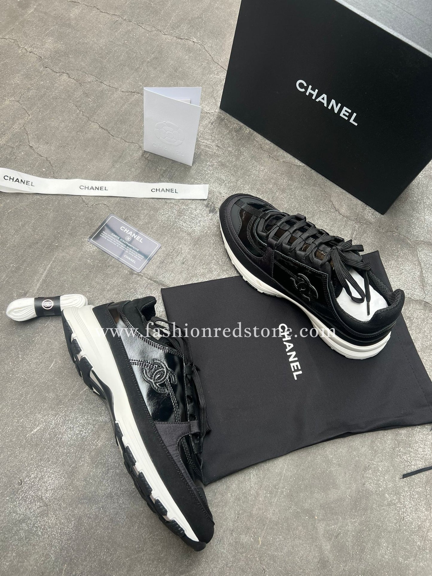 Chanel CC Logo Sneakers Heren