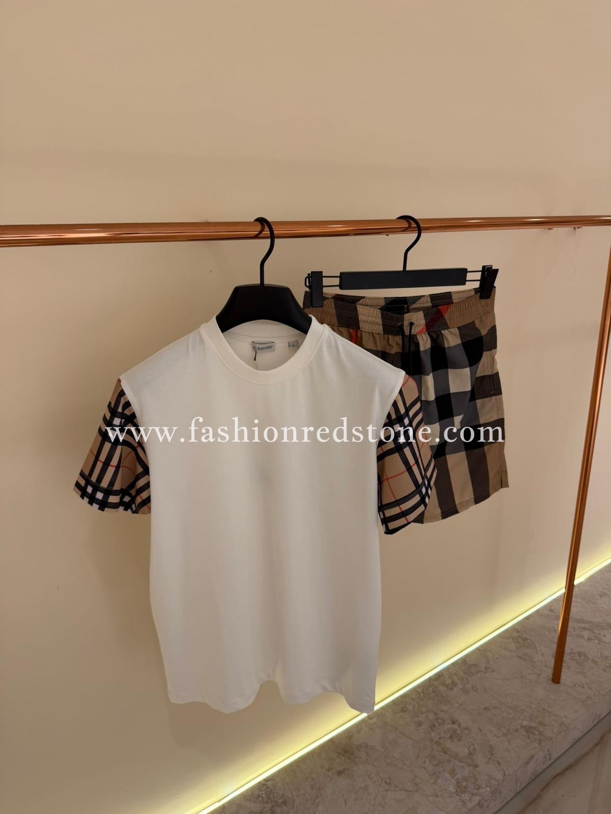 Burberry T-Shirt en Zwemshort Set