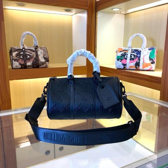 Louis Vuitton Keepall Bandoulière Bag