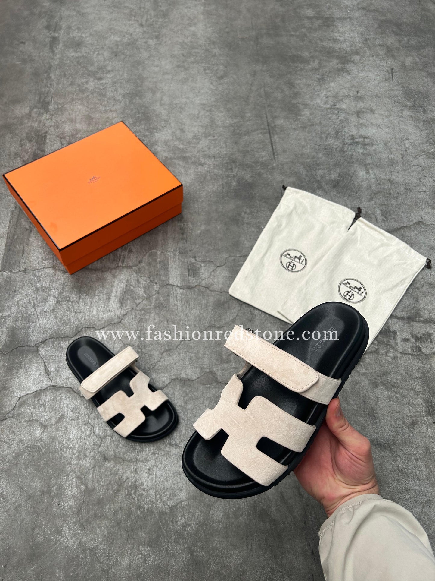 Hermés Chypre Sandal Suede