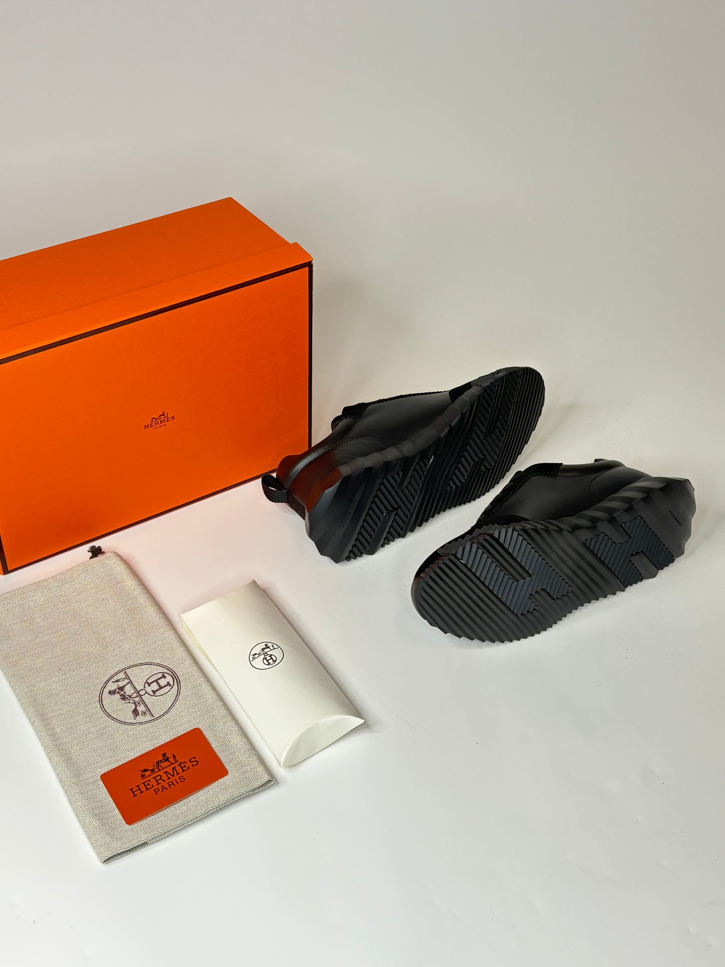 Hermes Bouncing Sneakers