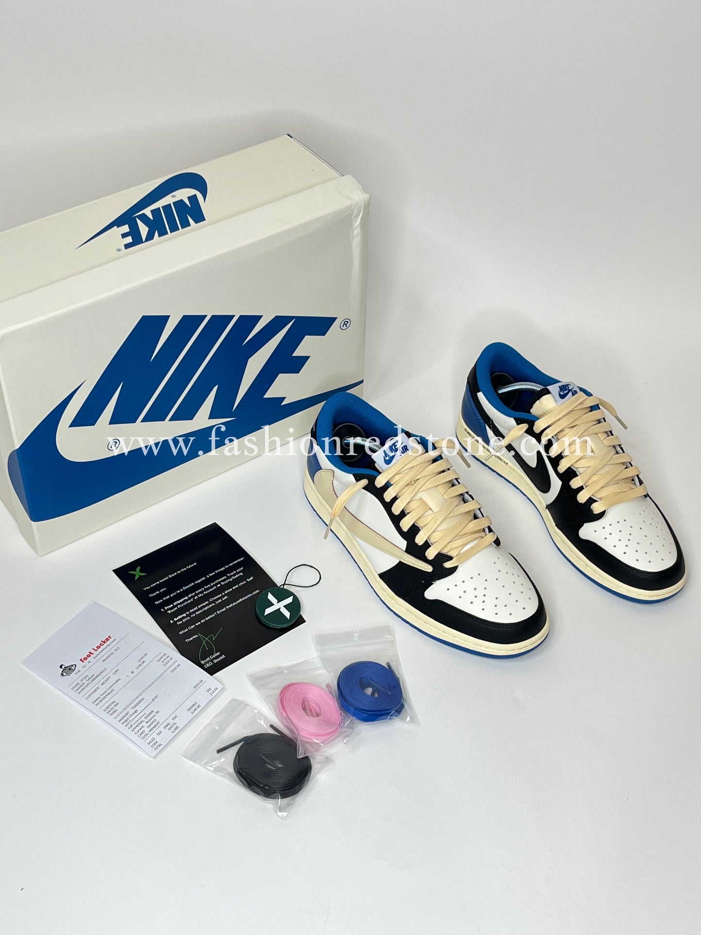 Travis Scott x Air Jordan 1 Low OG "Fragment"