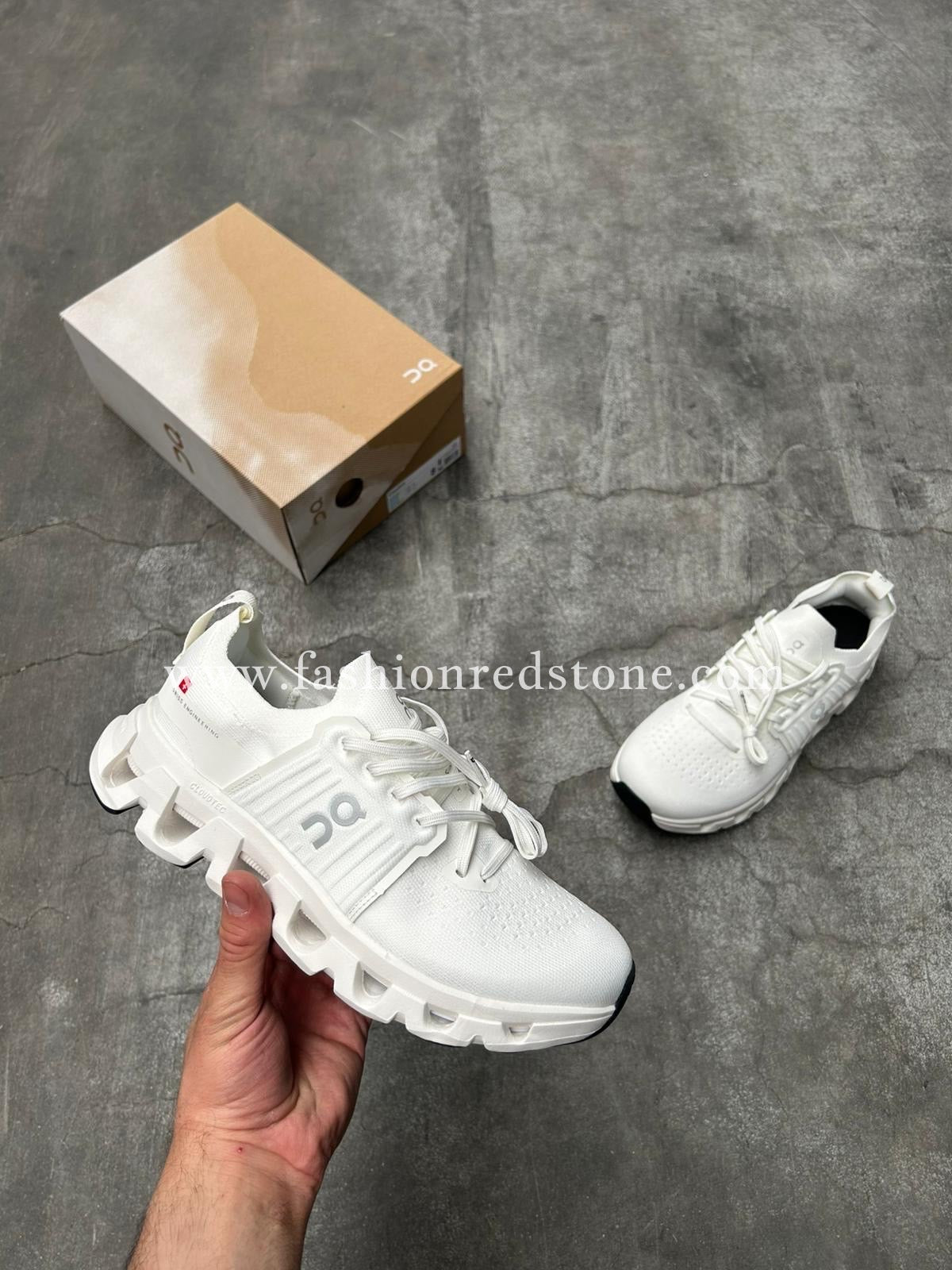 On Cloudswift Sneakers White