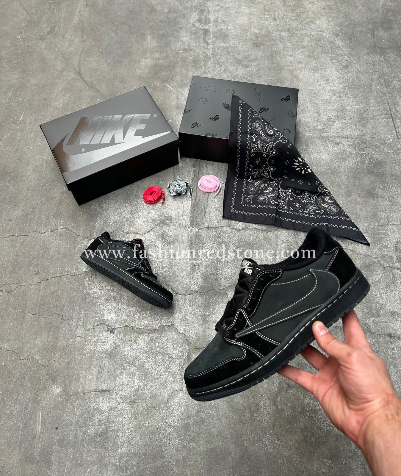 Travis Scott x Air Jordan 1 Low OG Black Phantom