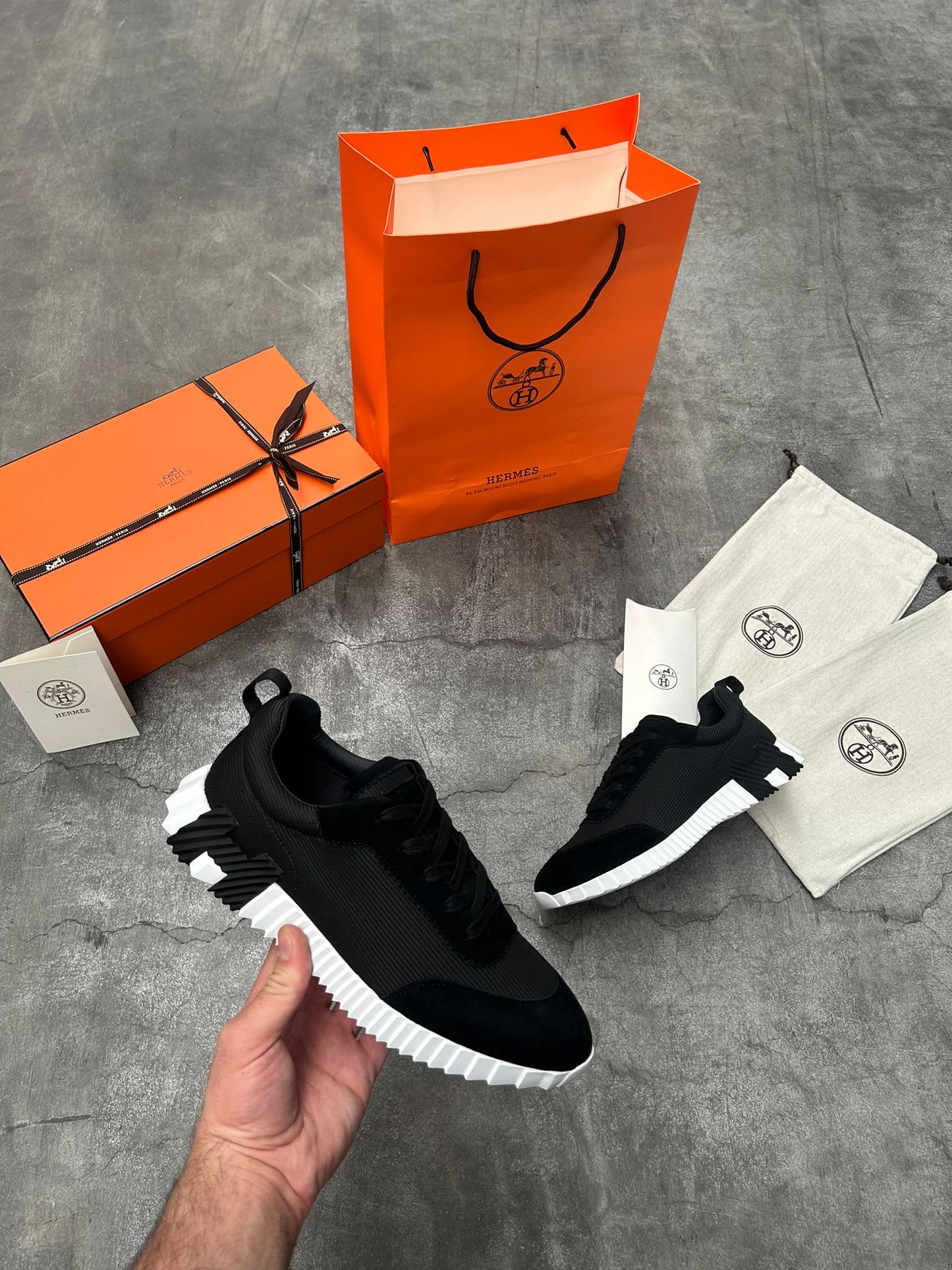 Hermes Bouncing Sneakers