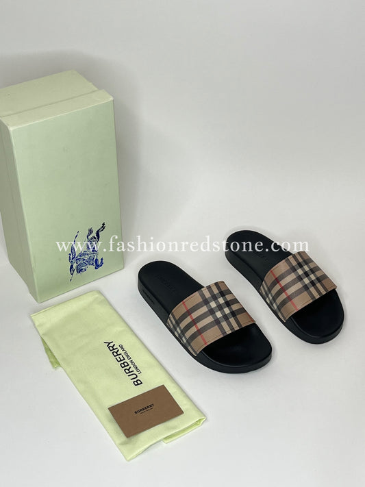 Burberry Geruite Slippers