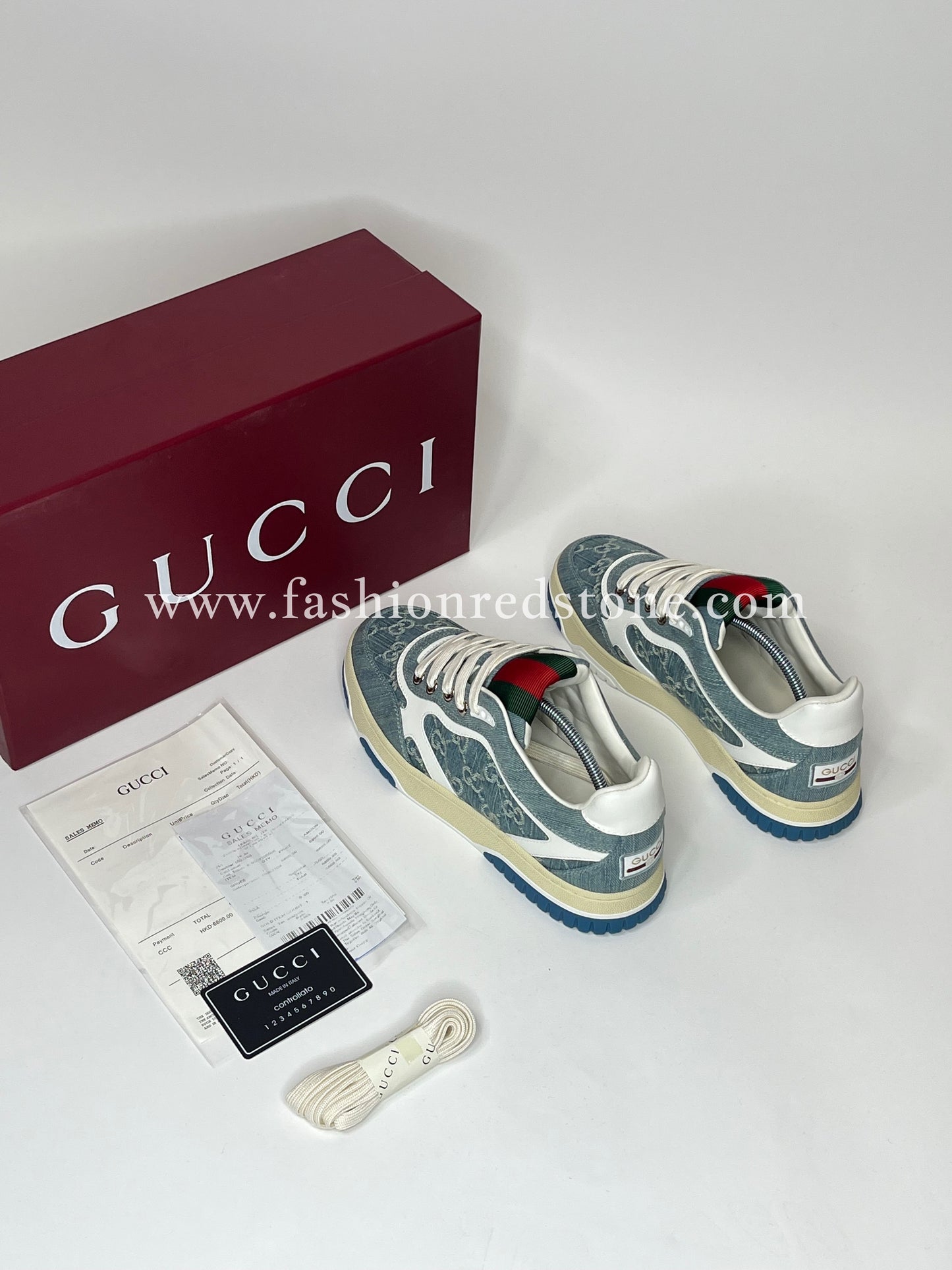 Denim sneakers met Monogram