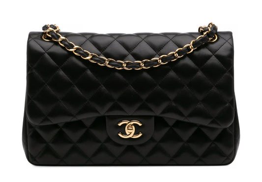 CHANEL Jumbo Classic Lambskin Double Flap